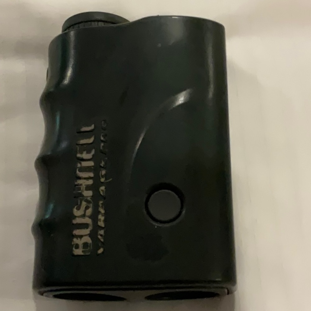 BUSHNELL LASER FAIRWAY FINDER TO DETECT HOW FAR THE FAIRWAY IS OR ANYTHI… - Picture 6 of 16